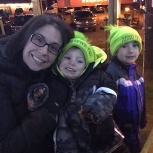 Meet your Posher, Kelly